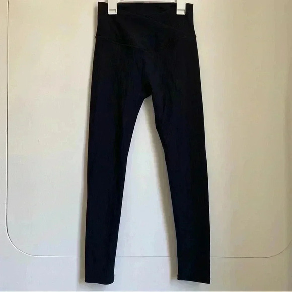 NWOT Vetchy Cross waist Ribbed Leggings M - Picture 1 of 5